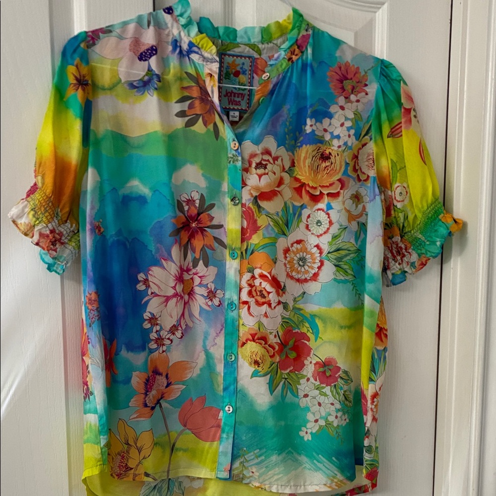 Johnny Was Vibrant Floral Button-Up Blouse